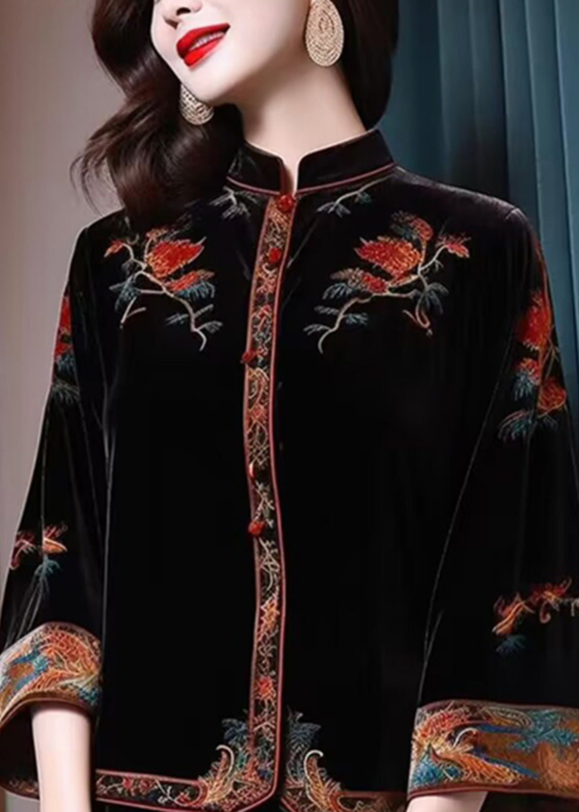 New Black Stand Collar Embroideried Patchwork Silk Velour Top Fall
