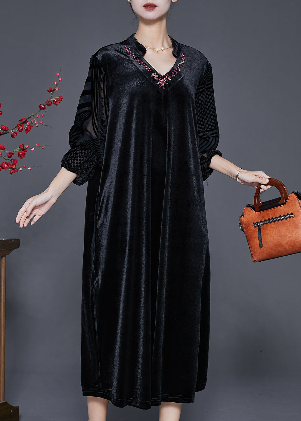 Black Loose Silk Velour Dress V Neck Embroideried Fall