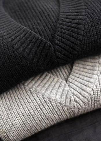 Oversized Black Knitted Clothes V Neck Sleeveless Oversized Sweaters
