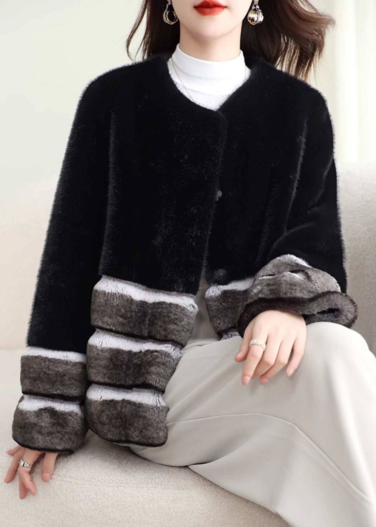 Striped Black O-neck Button Patchwork Leather and Fur Coat Winter