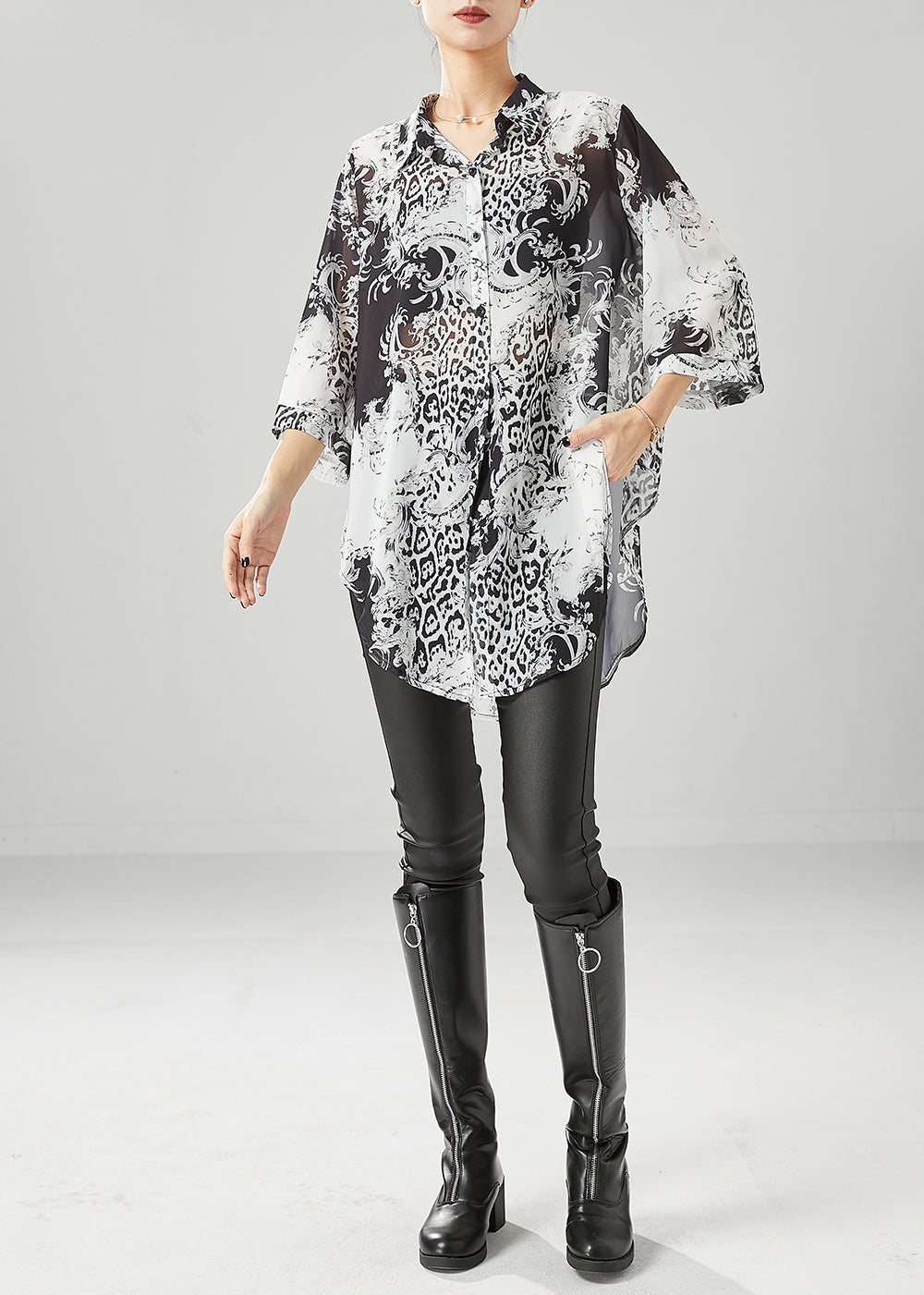 Black White Print Oversized Chiffon Blouses Half Sleeve