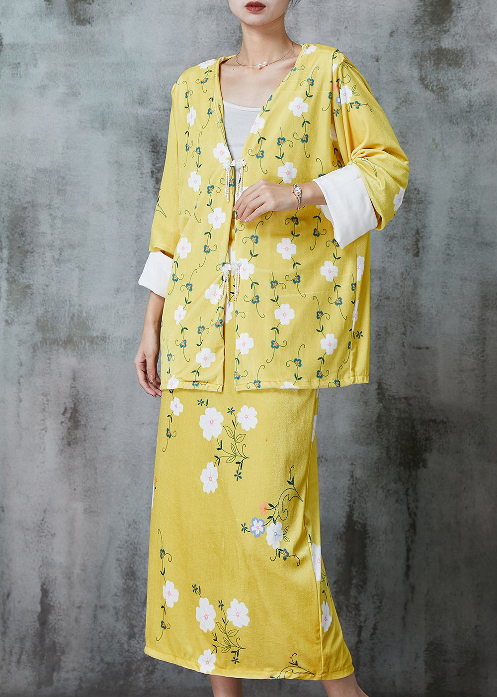 Fitted Yellow Tasseled Silk Velvet Two Pieces Set Spring