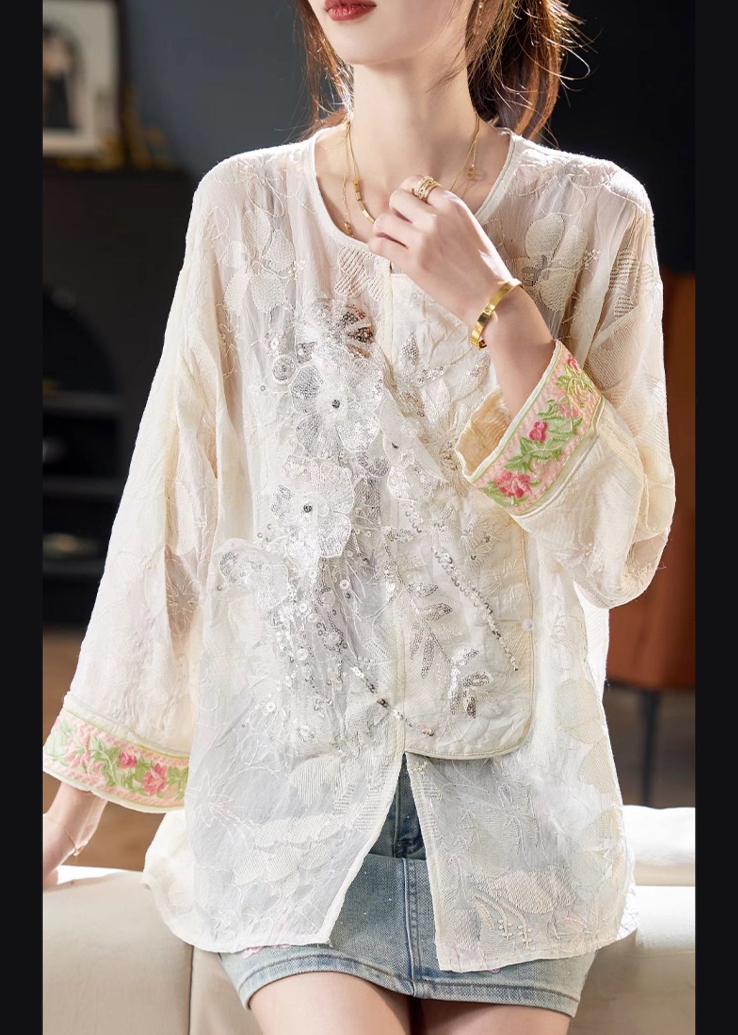 New Beige O-neck Embroidered Sequins Blouses Fall
