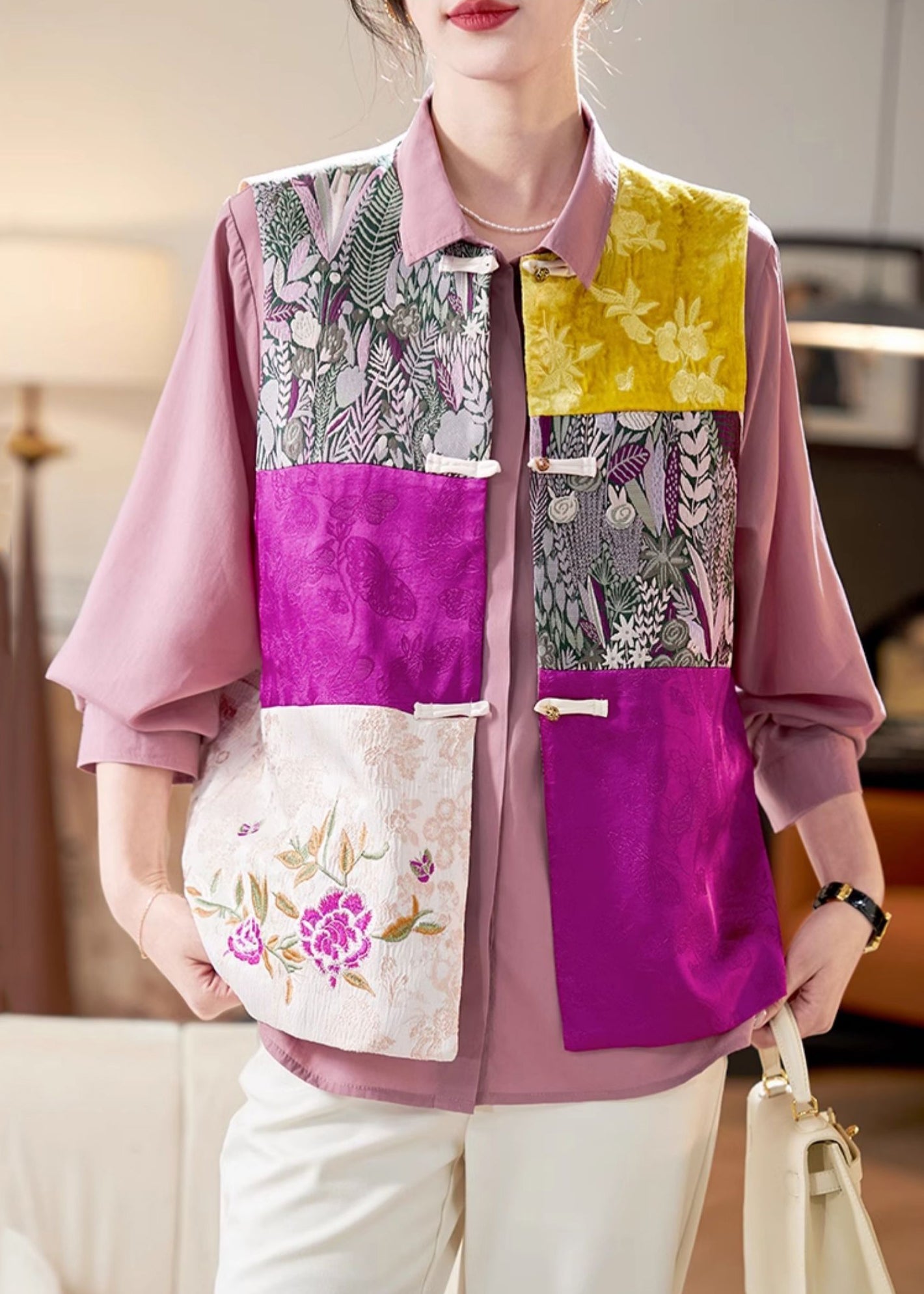 Colorblock Embroidered Button Silk Waistcoat Sleeveless
