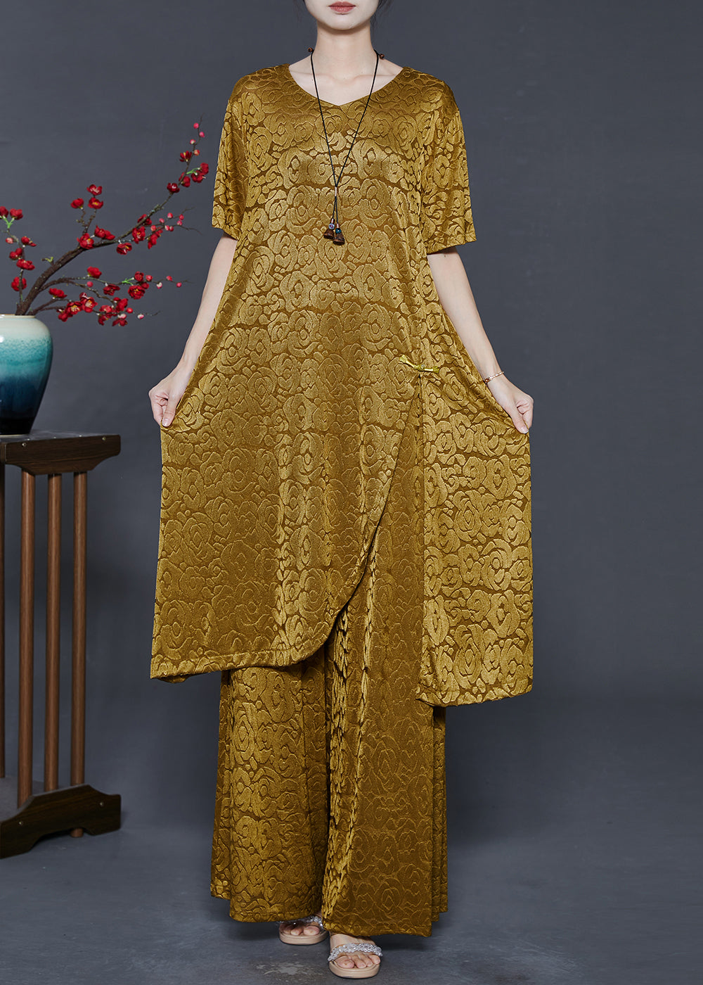 Yellow Jacquard Side Open Chinese Button Silk Sets 2 Pieces Summer
