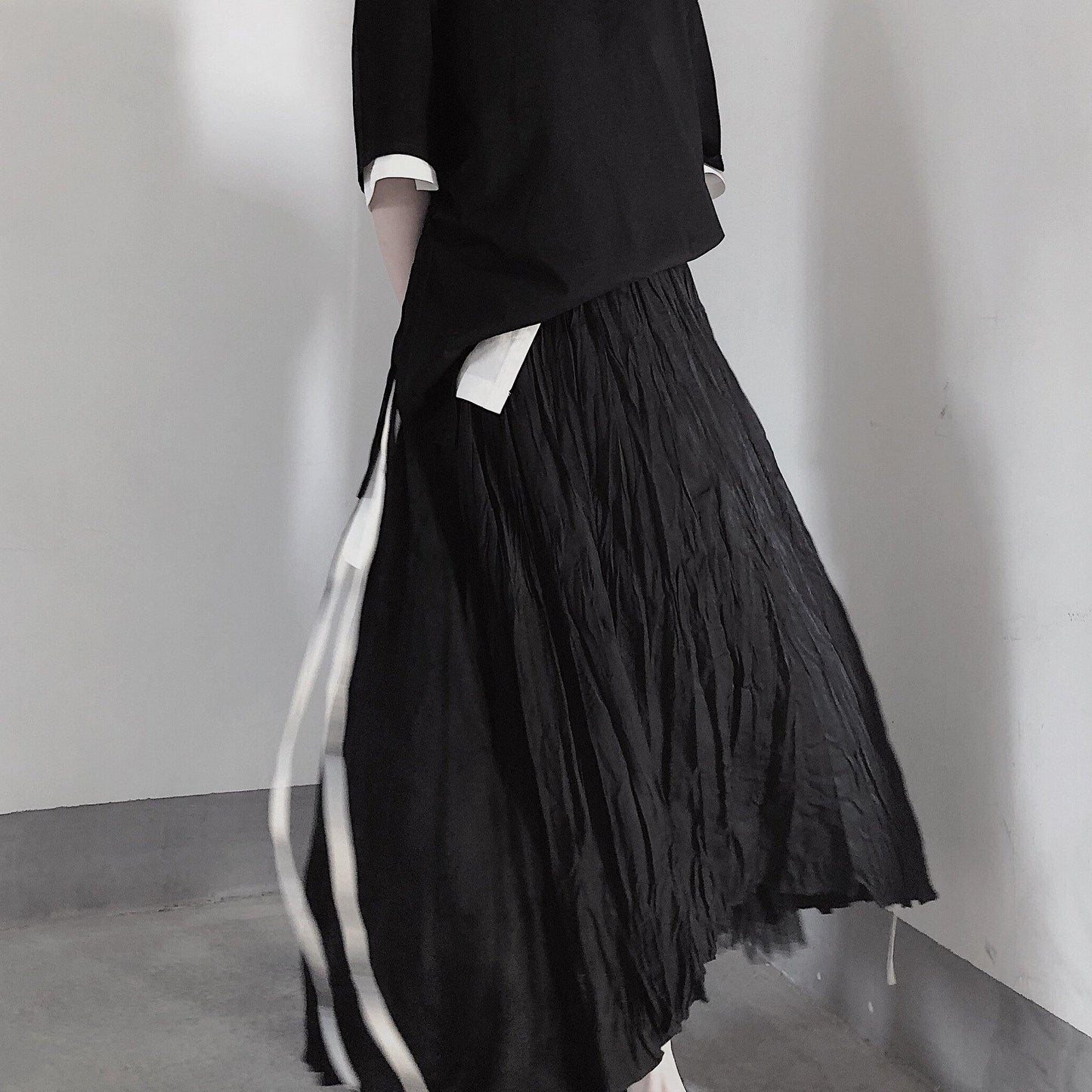 Black Pleated Double Layer Design With Elastic Waist Skirt on Both Sides