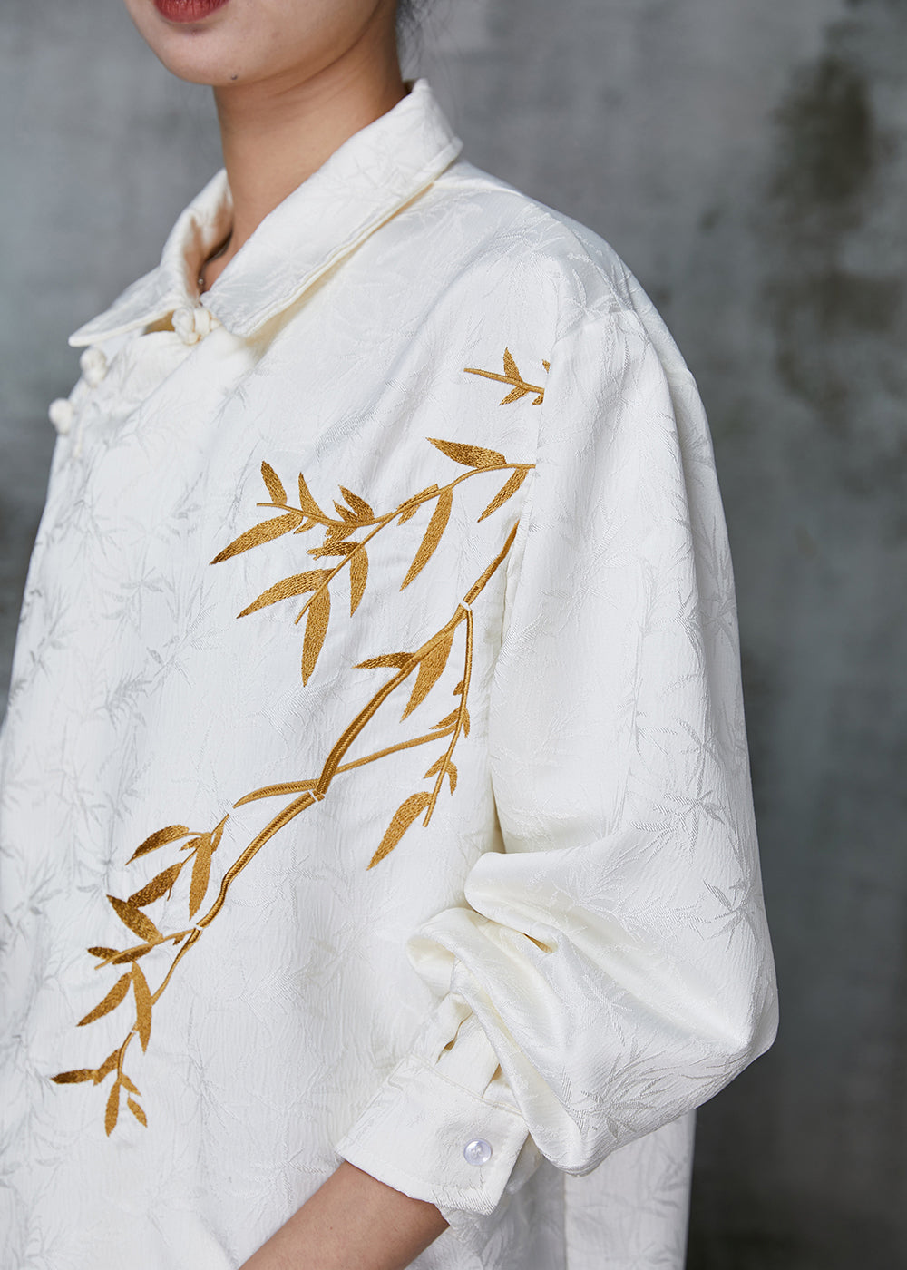 White Embroideried Chinese Button Silk Top Spring