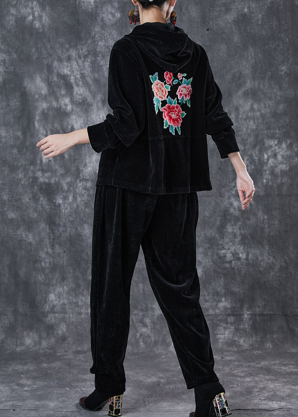 Black Oriental Corduroy Two-piece Set Embroideried Hooded Spring