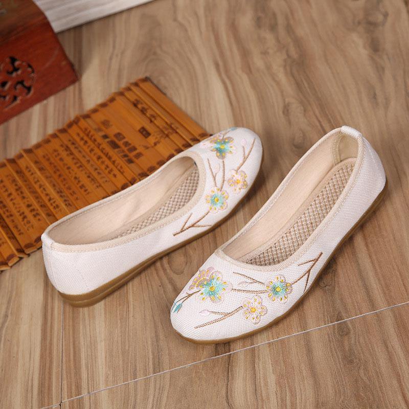 Art Splicing Flat Shoes for Beige Embroideried Cotton Linen Fabric