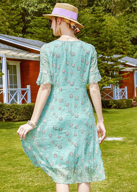 Light Green O-neck Embroideried Silk Mid Dresses Short Sleeve
