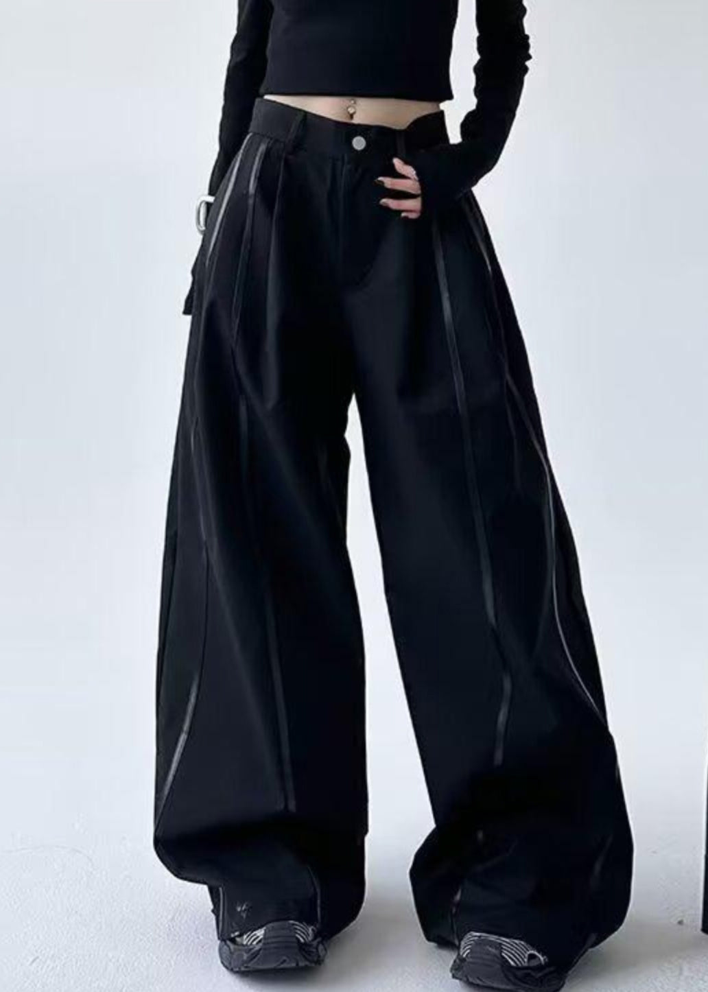 Black Striped Patchwork Pockets Lantern Pants Spring