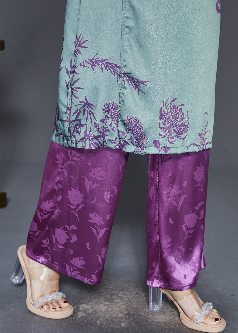 Green Mandarin Collar Oriental Silk Two Pieces Set Sleeveless