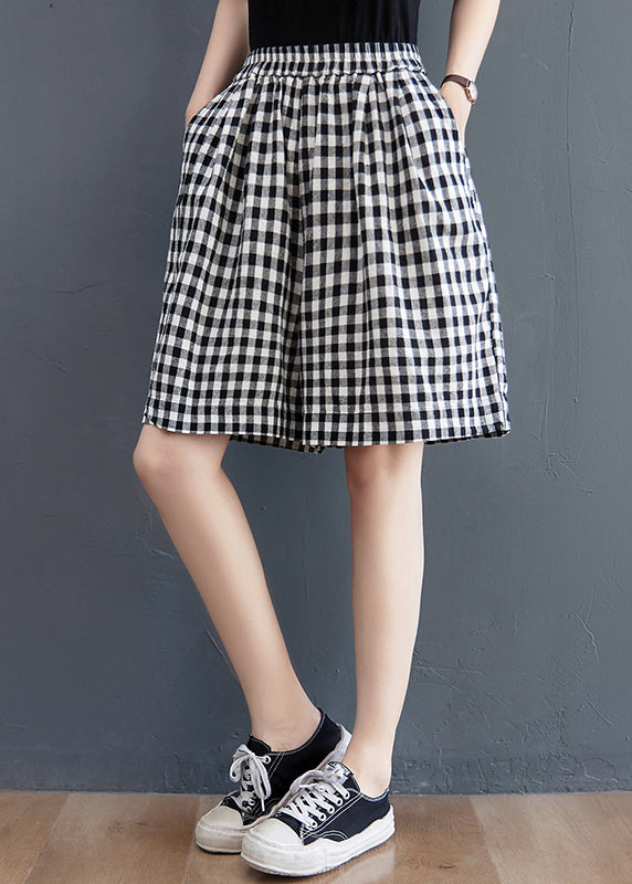 Stylish Black White Plaid Elastic Waist Pocket Hot Pants Summer
