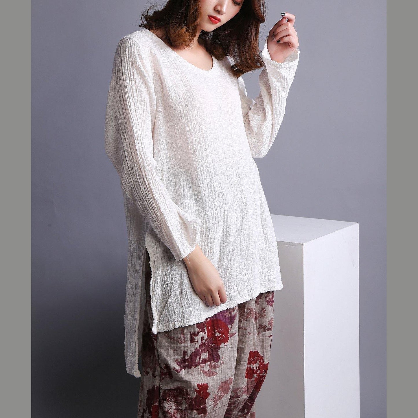 White U Neck Low High Design Linen Shirt Spring