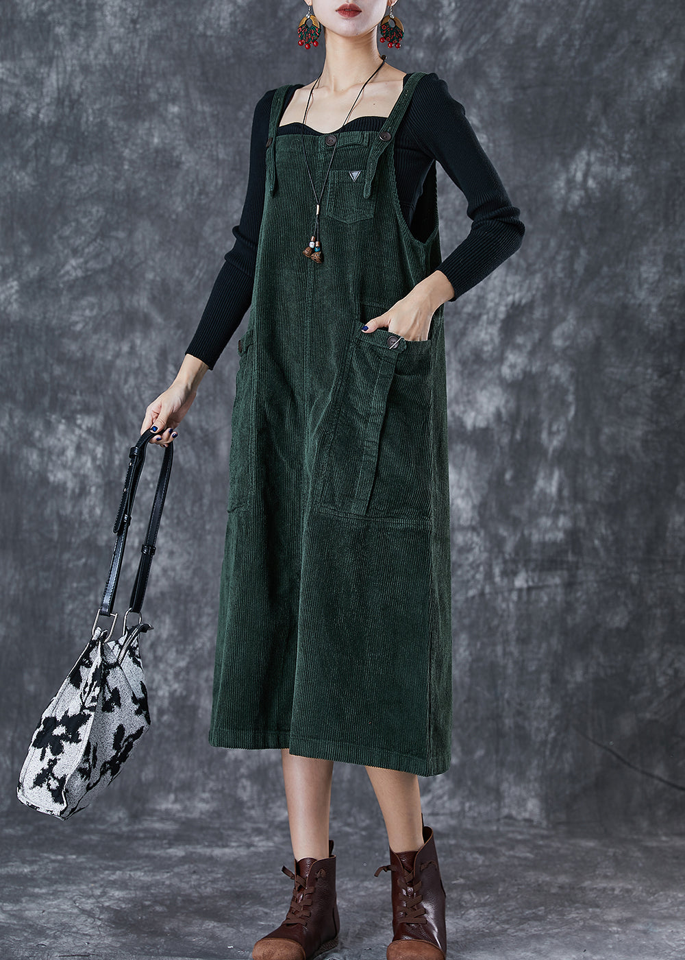 Blackish Green Oversized Pockets Corduroy Strap Dress Fall