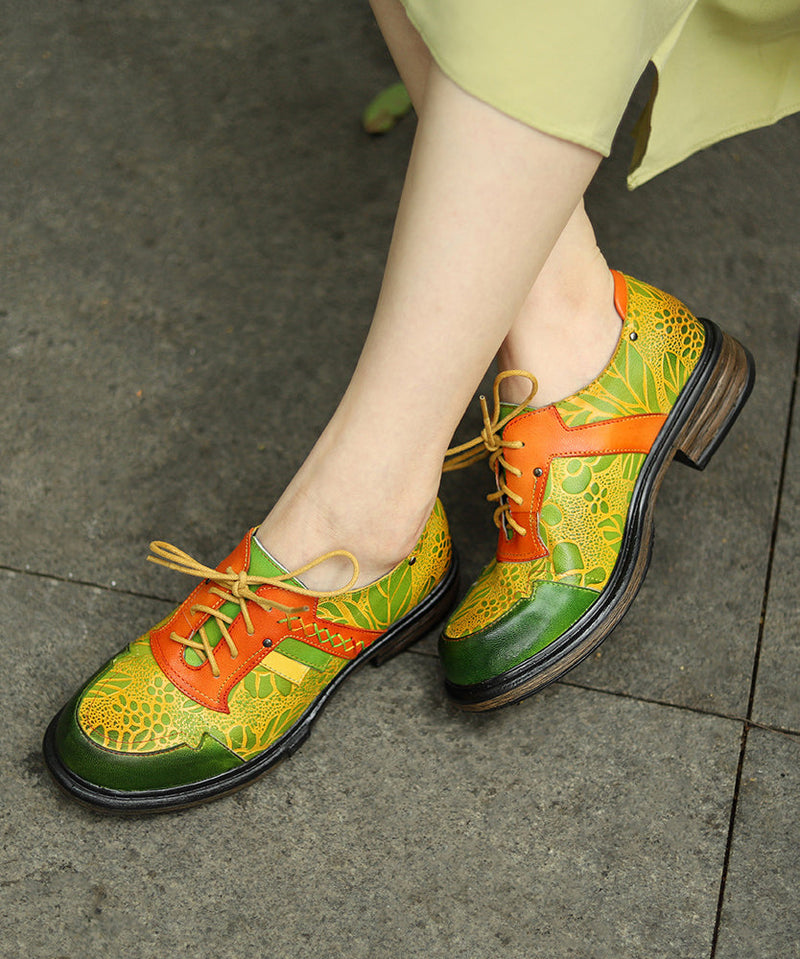 Style Retro Colorblock Embossed Lace Up Single Shoe