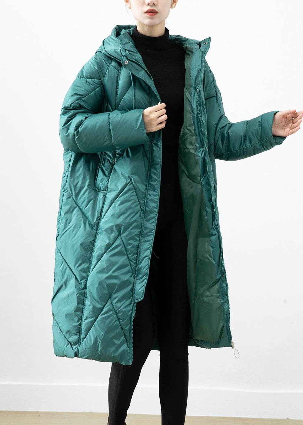 Blackish Green Hooded Pockets Fine Cotton Filled Jacket in Winter