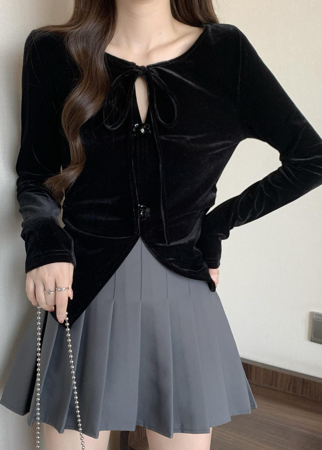 Black Side Open Flower Decorated Silk Velour Shirts Fall
