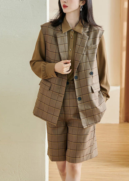 Modern Khaki Plaid Side Open Waistcoat and Shorts Two Pieces Set Sleeveless