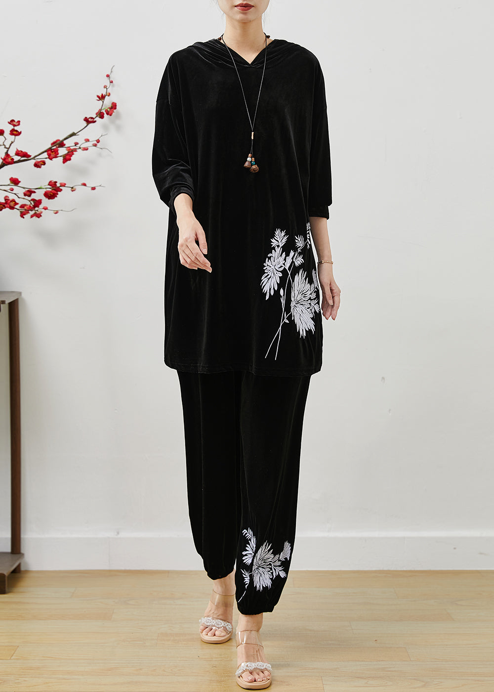 Fine Black Hooded Print Silk Velvet Two Pieces Set Spring