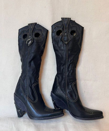 Chocolate Cowhide Leather Embroidered Splicing Cowboy Boots