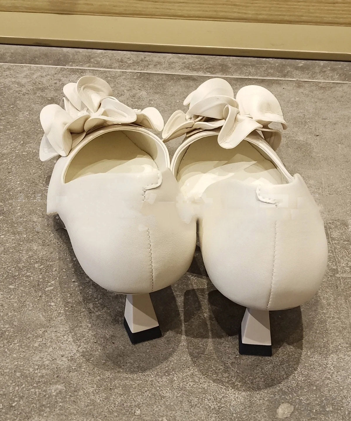 White Splicing Kitten Heels Shoes Pointed Toe