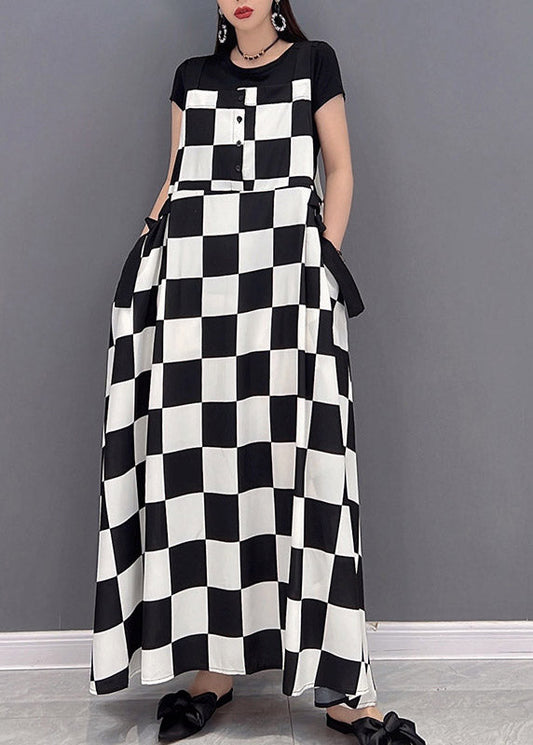 Unique White O-neck Plaid Button Pockets Wrinkled Long Dresses Short Sleeve