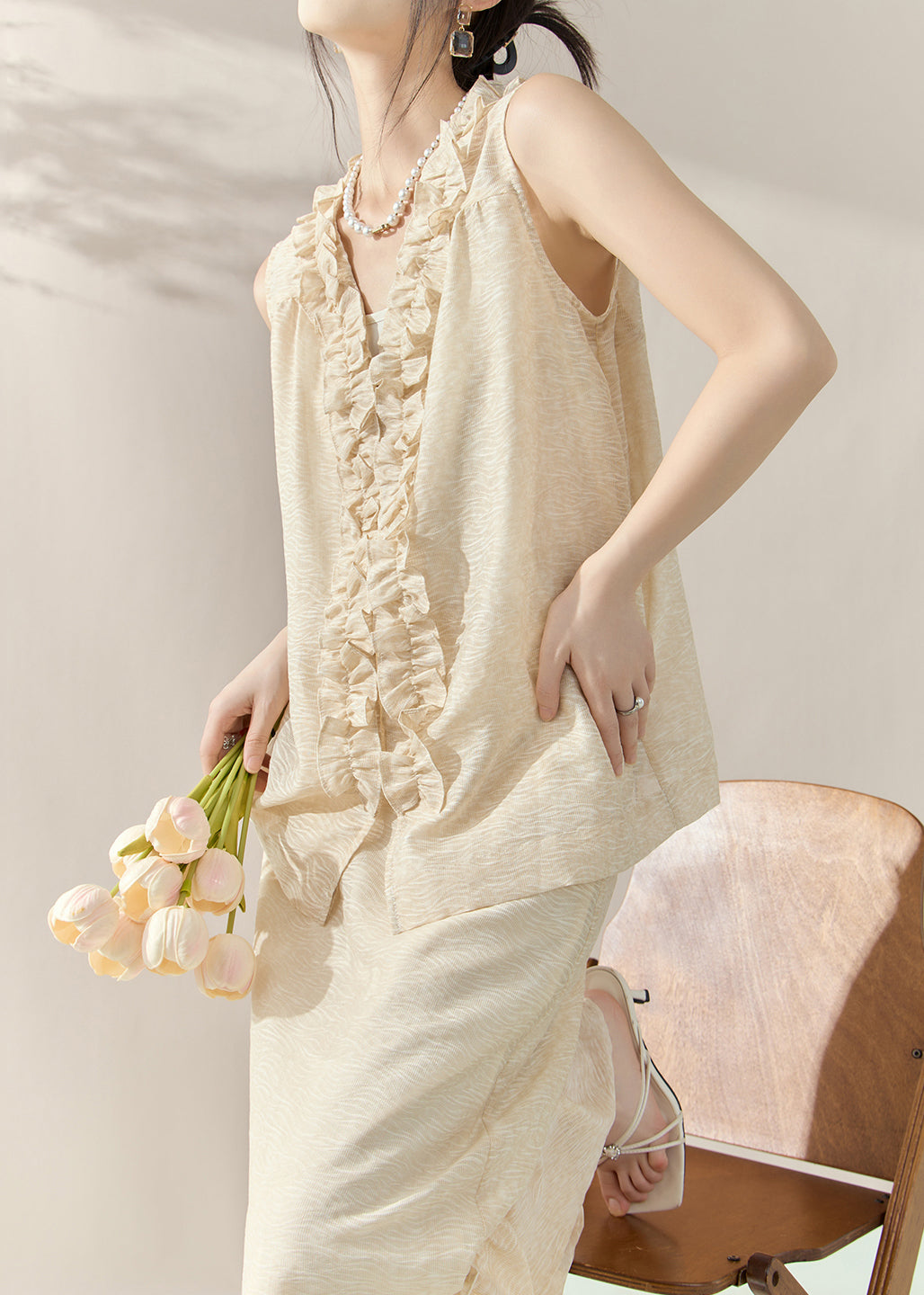 Loose Apricot Vest and Maxi Skirts Two-piece Set Sleeveless