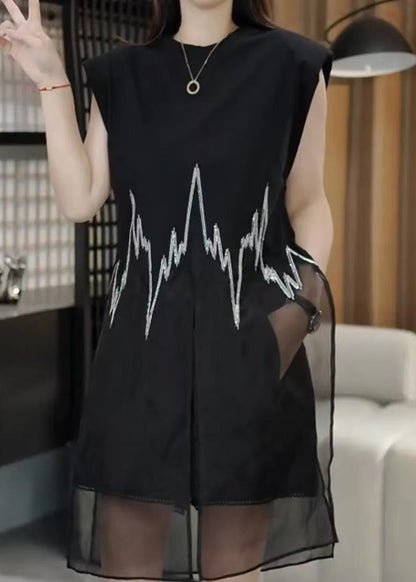 New Black O-neck Embroidered Side Open Mid Top Sleeveless