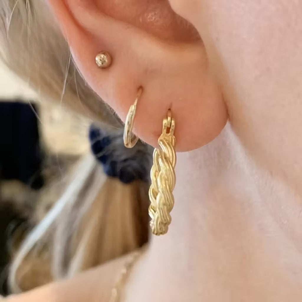 Atemberaubende Gold Ohrring für den Alltag