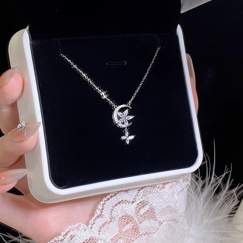 Zarte handwerkliche Halskette