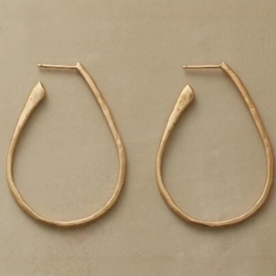 Atemberaubende Ohrring für den Alltag