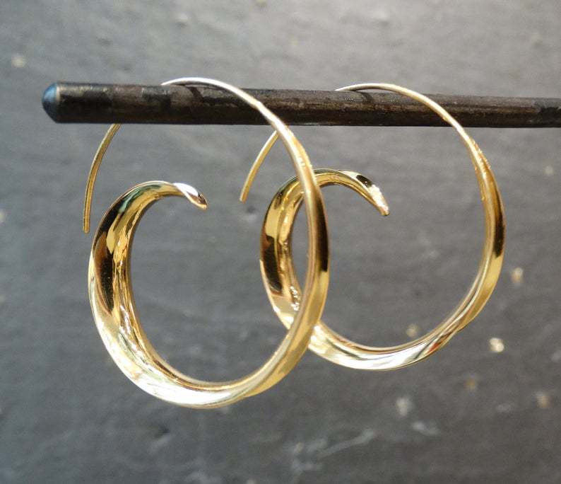 Schöne Ohrring mit einzigartigem Stil