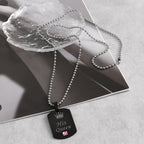 Schöne Halskette mit einzigartigem Stil