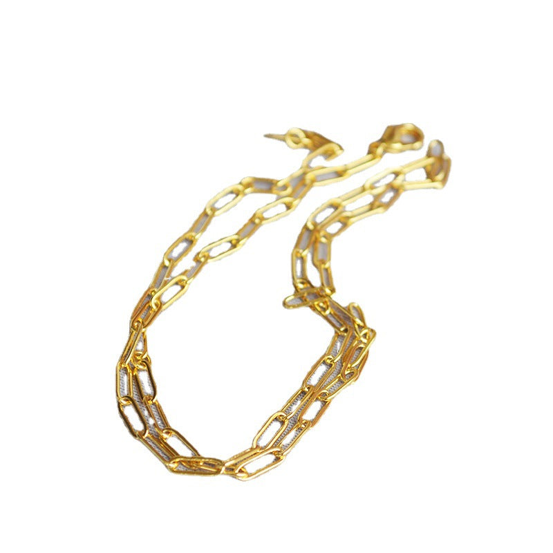 Schöne Gold Halskette mit einzigartigem Stil