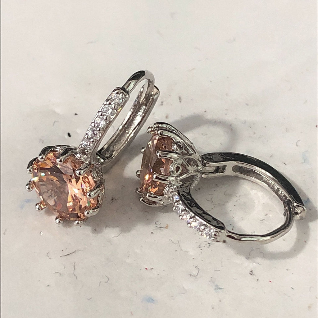 Atemberaubende Ohrring für den Alltag