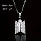 Zarte handwerkliche Halskette