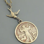 Schöne Halskette mit einzigartigem Stil