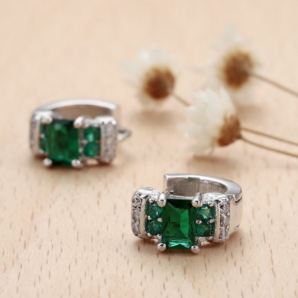 Atemberaubende Ohrring für den Alltag