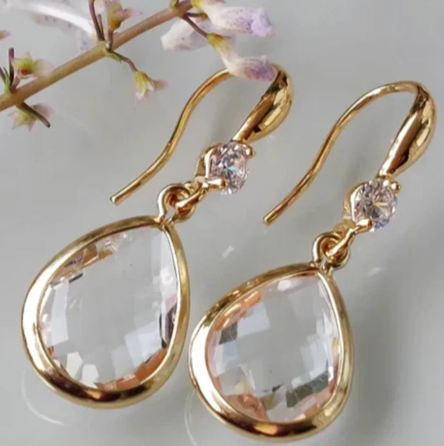 Atemberaubende Ohrring für den Alltag