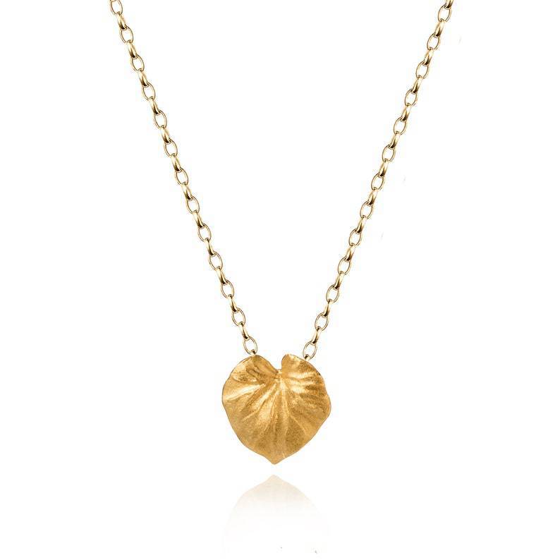 Zarte handwerkliche Halskette