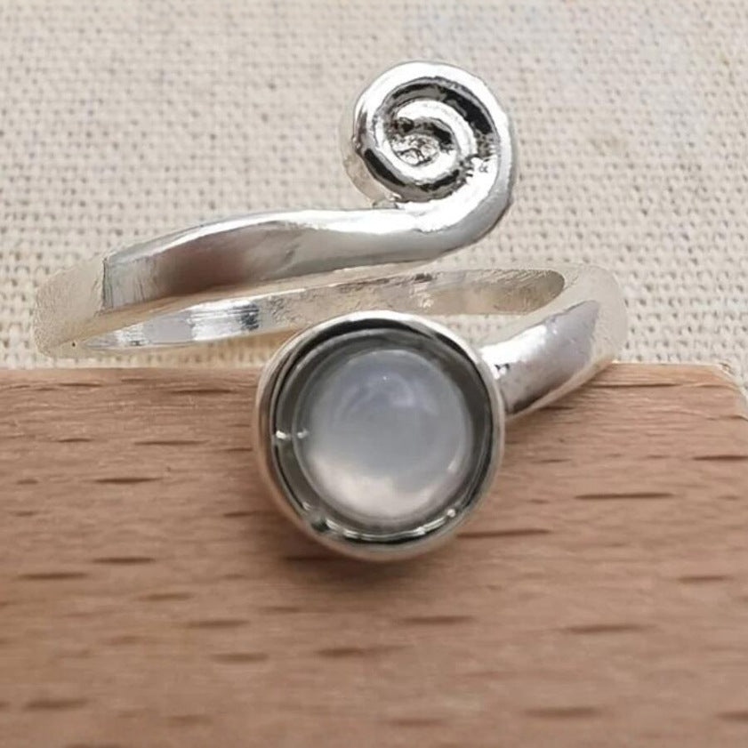Schöne Silber Ring mit einzigartigem Stil