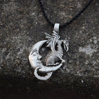 Zarte handwerkliche Halskette