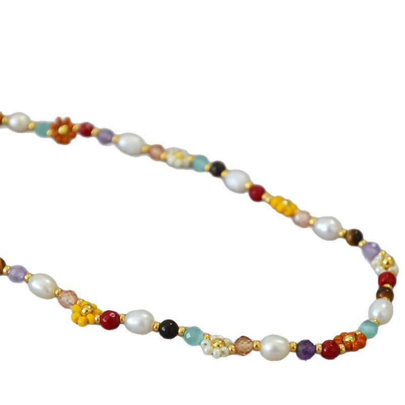 Schöne Perlen Halskette mit einzigartigem Stil