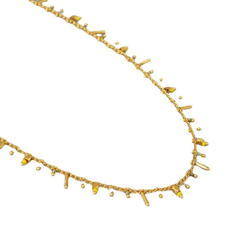 Zarte handwerkliche Halskette