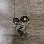 Schöne Halskette mit einzigartigem Stil