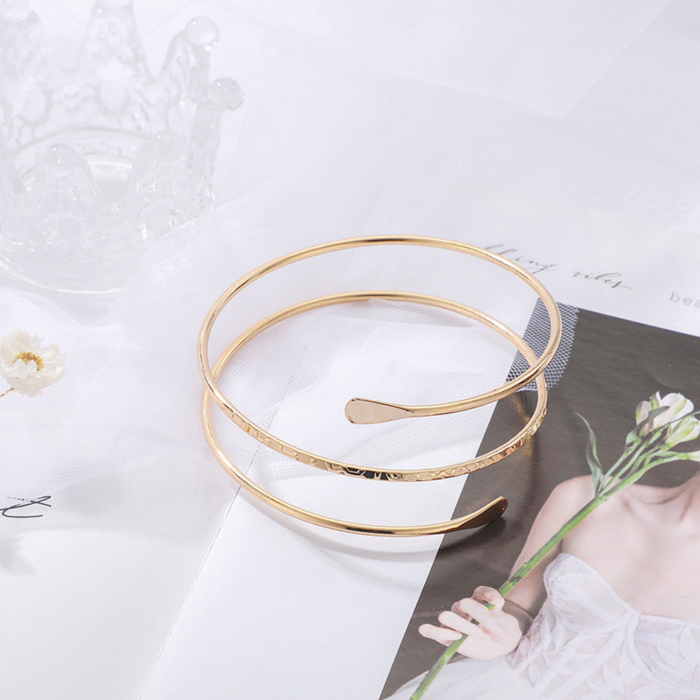 Schöne Armband mit einzigartigem Stil