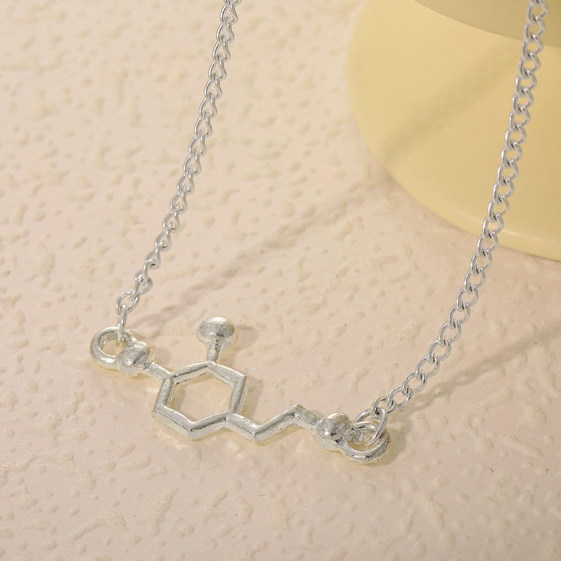 Atemberaubende Halskette für den Alltag