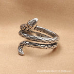 Zarte handwerkliche Ring