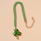 Zarte handwerkliche Halskette